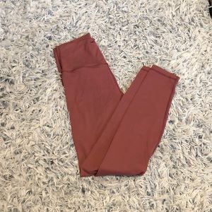 FLXXFIT Merlot Leggings